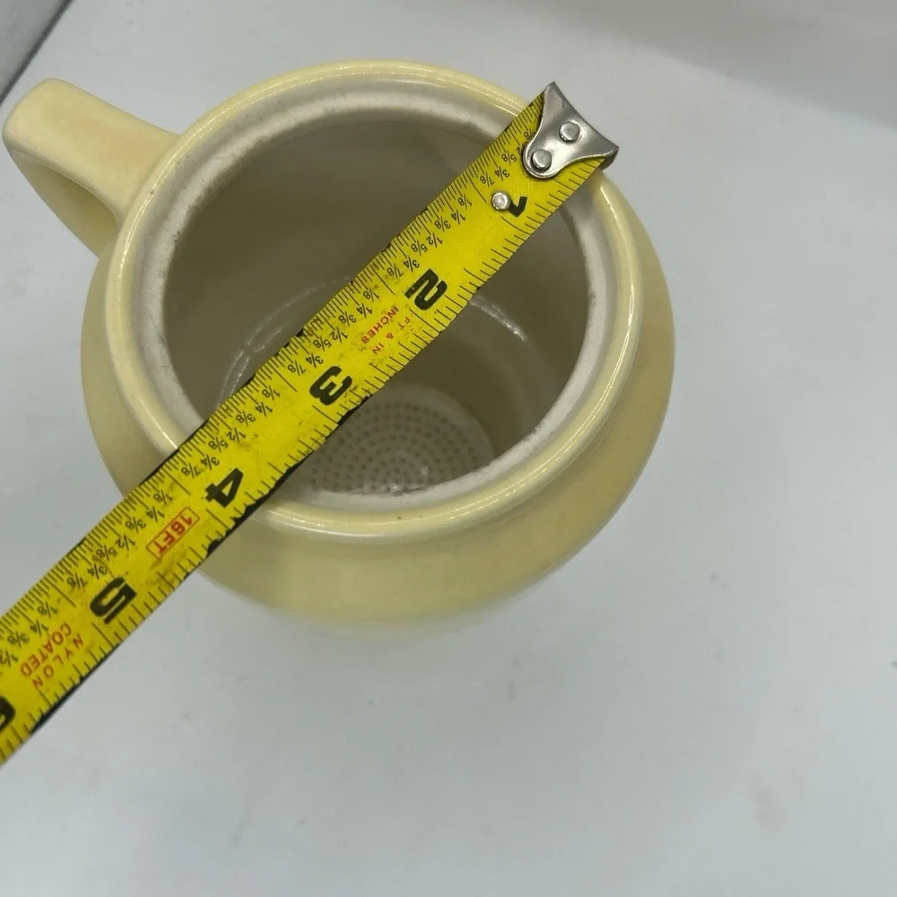 N/A pale yellow